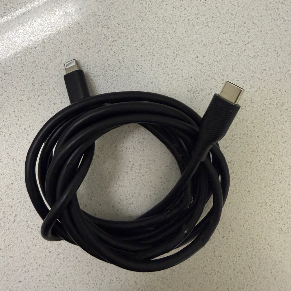 Black USB-C to Lightning Cable